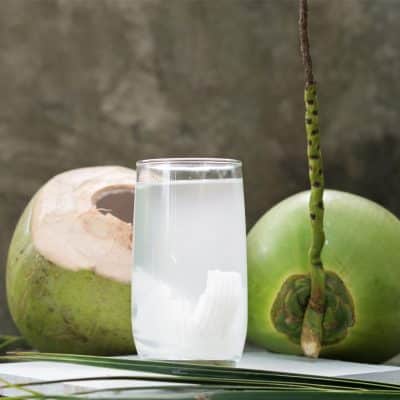 नारियल पानी है गर्मियों में वरदान…एंटीऑक्सिडेंट्स और मिनरल्स से भरा नारियल पानी…Coconut water is boon in summer ... Coconut water filled with antioxidants and minerals ...