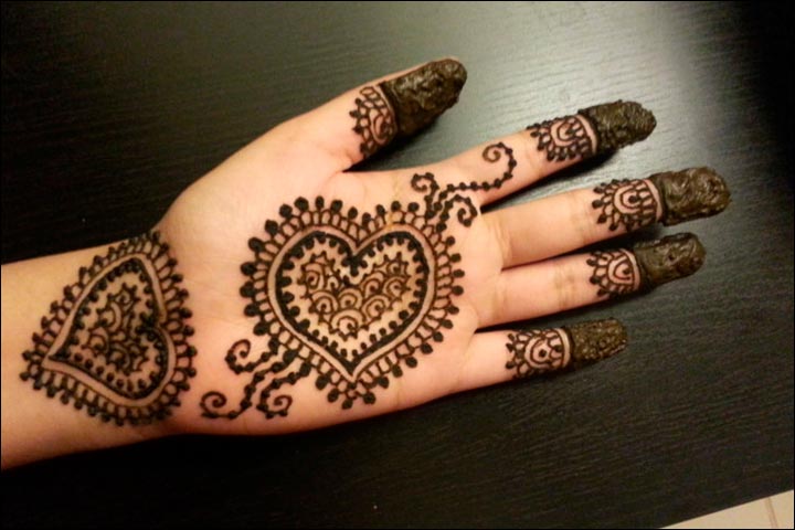 15 Beautiful-Splendid Henna Designs, Heart Mehndi Art Work Images, Heart Mehndi, all my heart heart mehndi design