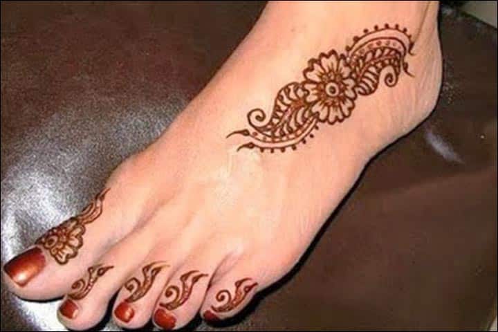 Simple Mehndi Designs, Stylish Mehndi Patterns, Arabic Mehndi, Stylish Mehndi Patterns, simple foot design